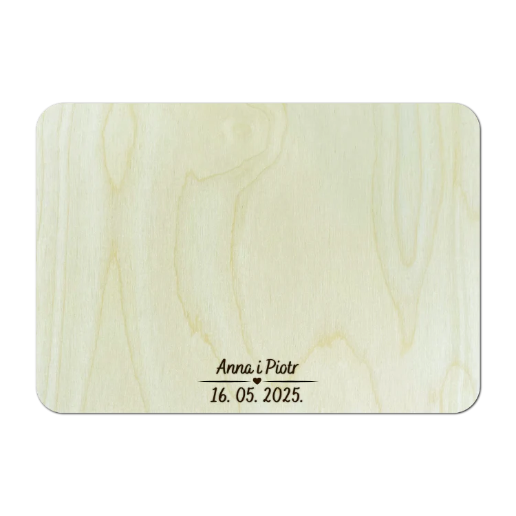 Drewniana podstawka z indywidualnym napisem
